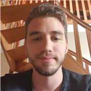 Etudiant à l'université, passionné d'histoire, je peux aider quiconque souhaite progresser dans cette matière qui peux paraître barbante en tentant de la rendre bien plus ludique et captivante